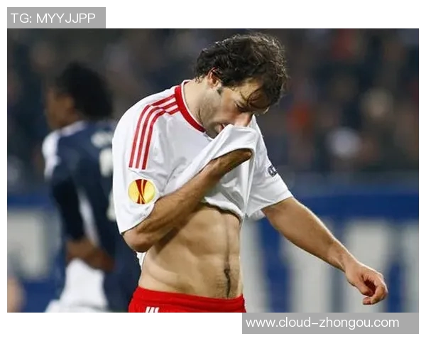 全球足球明星腹肌魅力大比拼谁才是最强肌肉王者