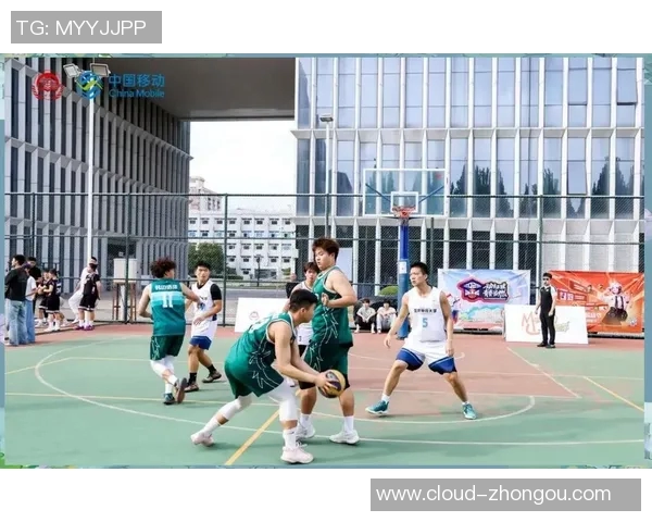 篮球明星发声呼吁青少年积极参与运动提升自我素质与团队精神